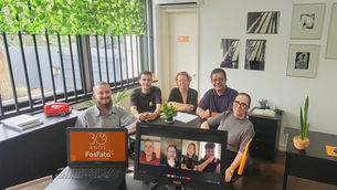 Fosfato comemorando 30 anos de mercado