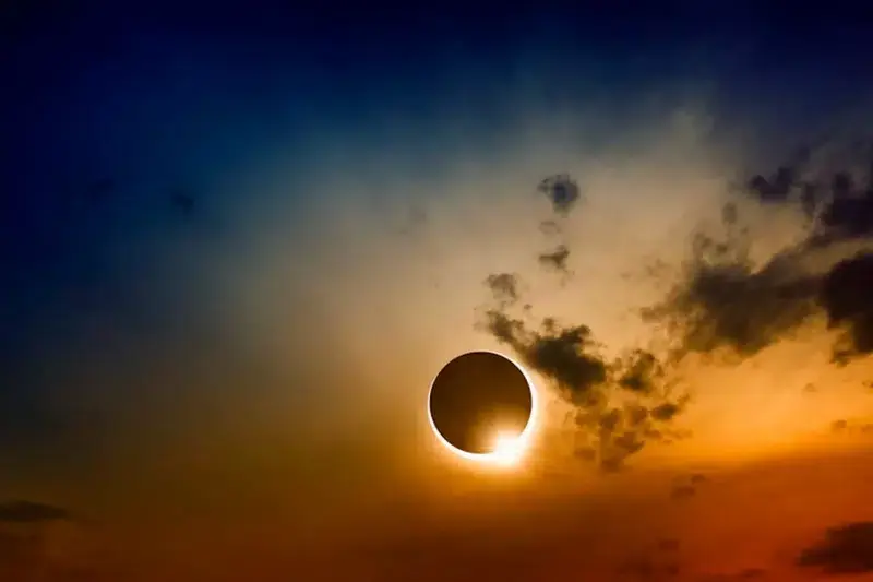 eclipse.webp