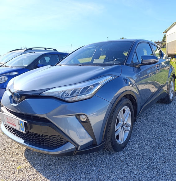 CHR usato pochi km concessionaria Roma nord Bracciano Lazio 00062