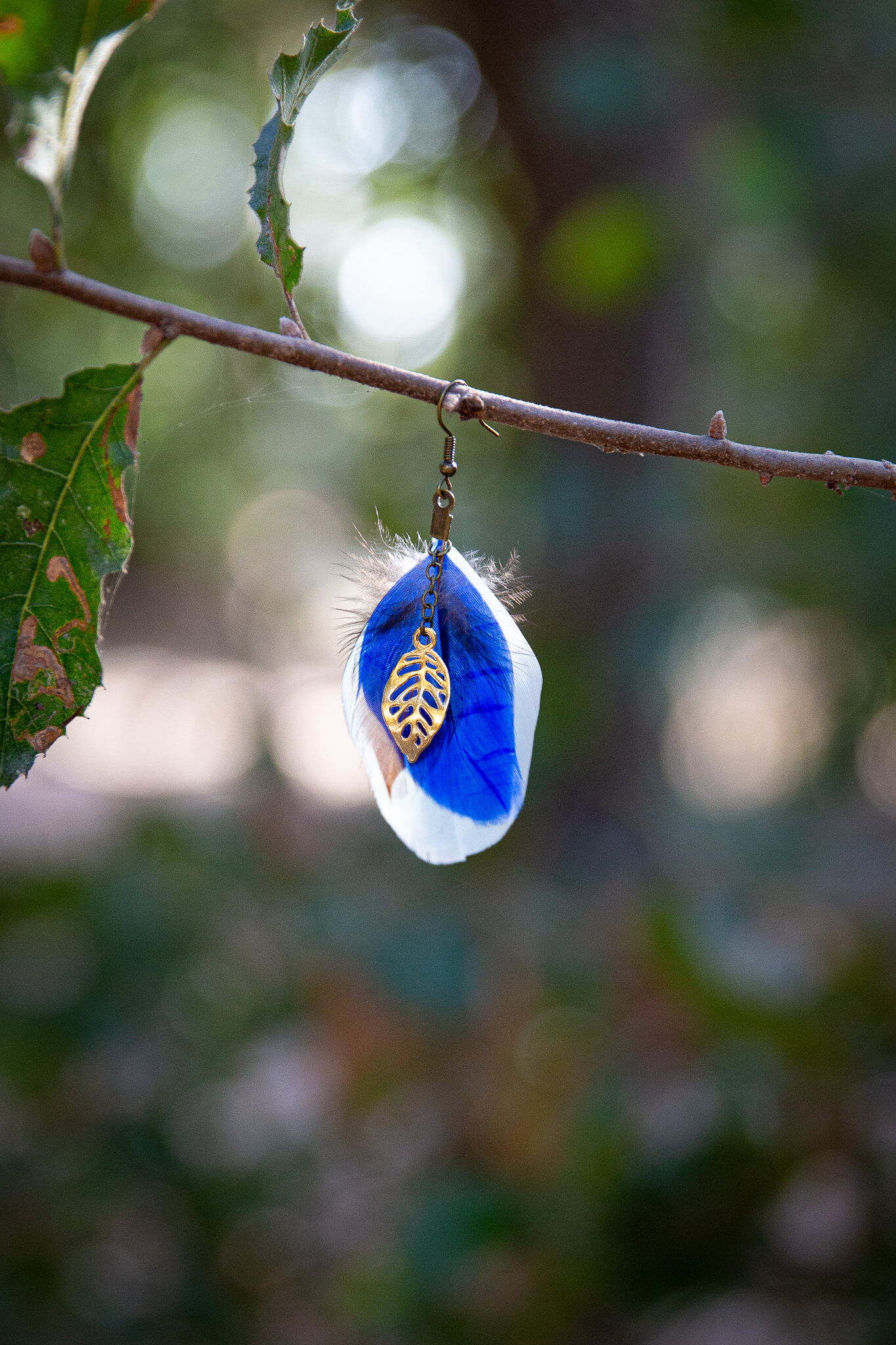 עגיל נוצה עלה כחול