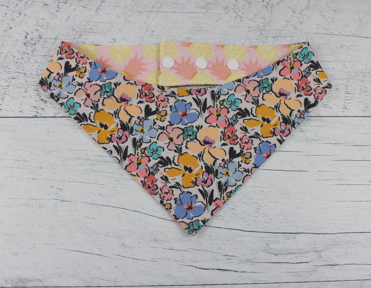 retro flowers & pineapple