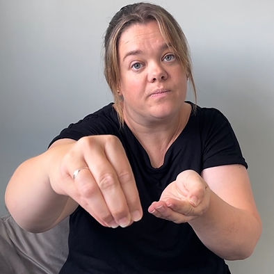 hannah-ihandz-makaton.jpg