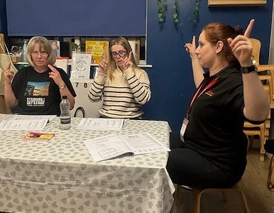 signing-makaton_edited.jpg