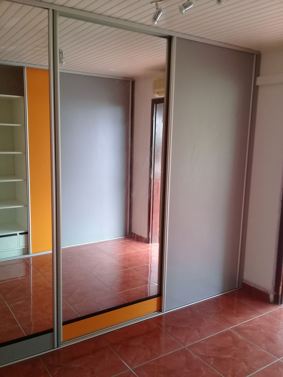 Mélaminé hydrofuge imitation Bois/Couleur