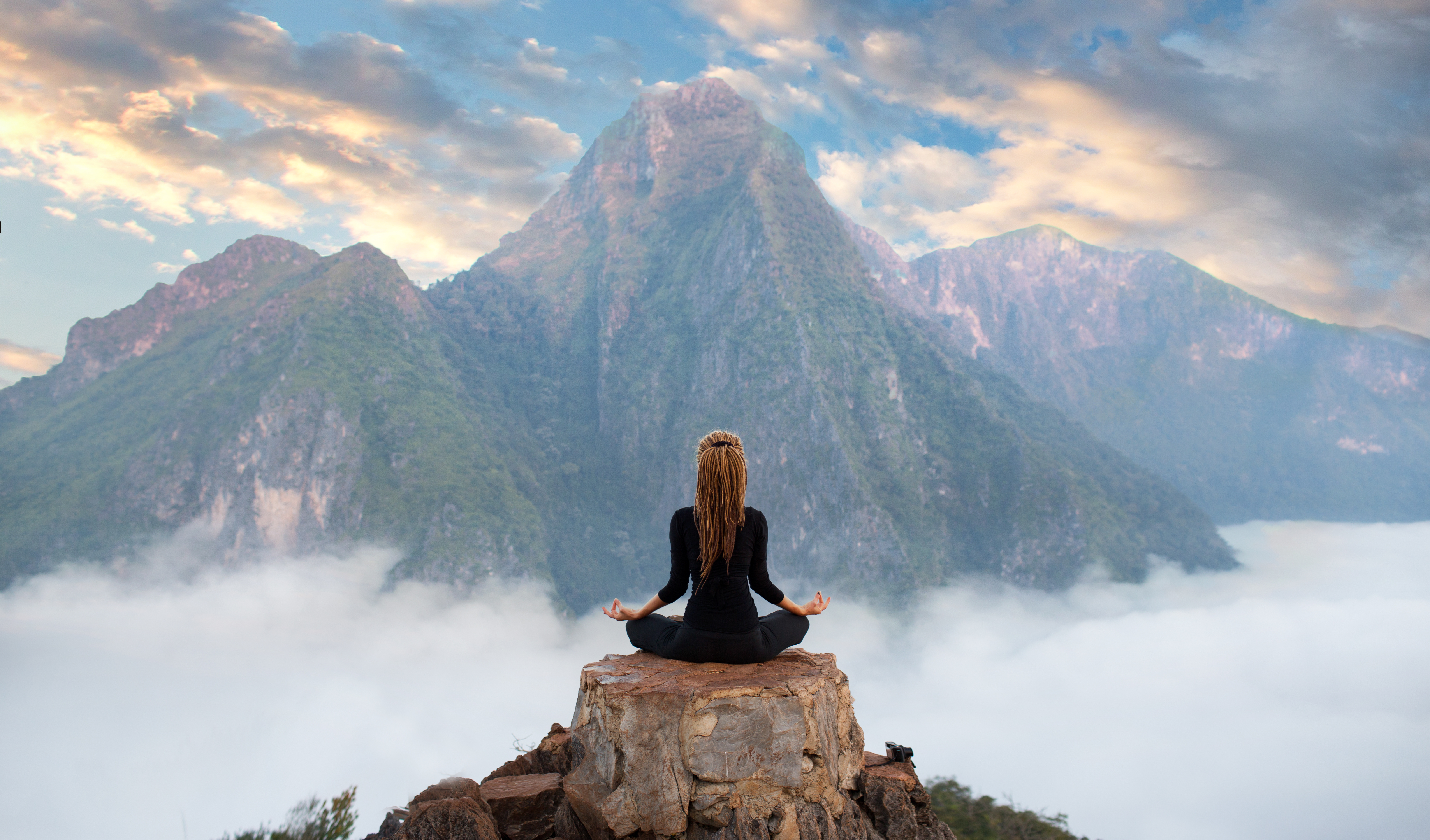 LIVE STREAM 1 MONTH UNLIMITED YOGA