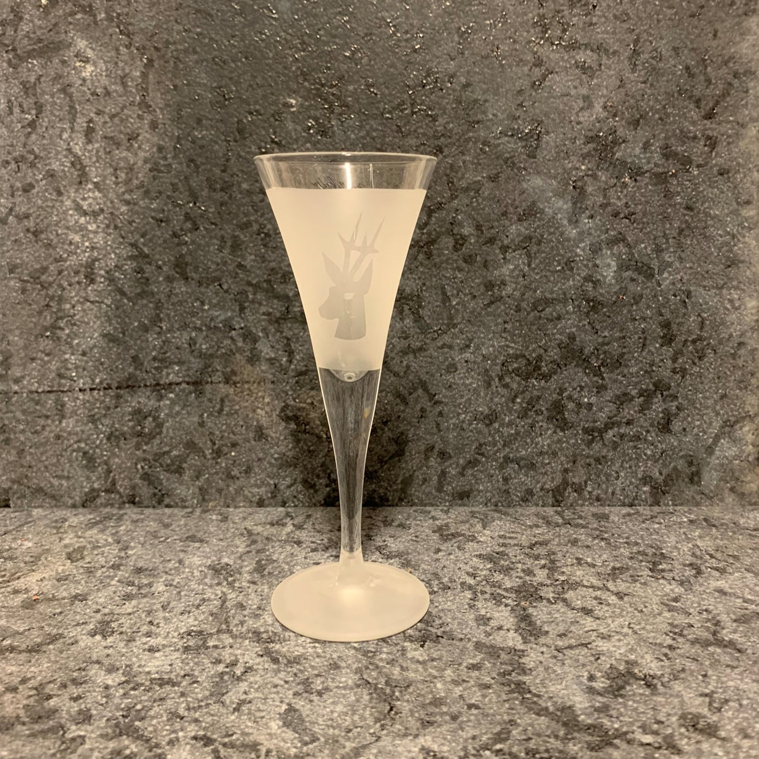 Snapseglas, rådyr klar