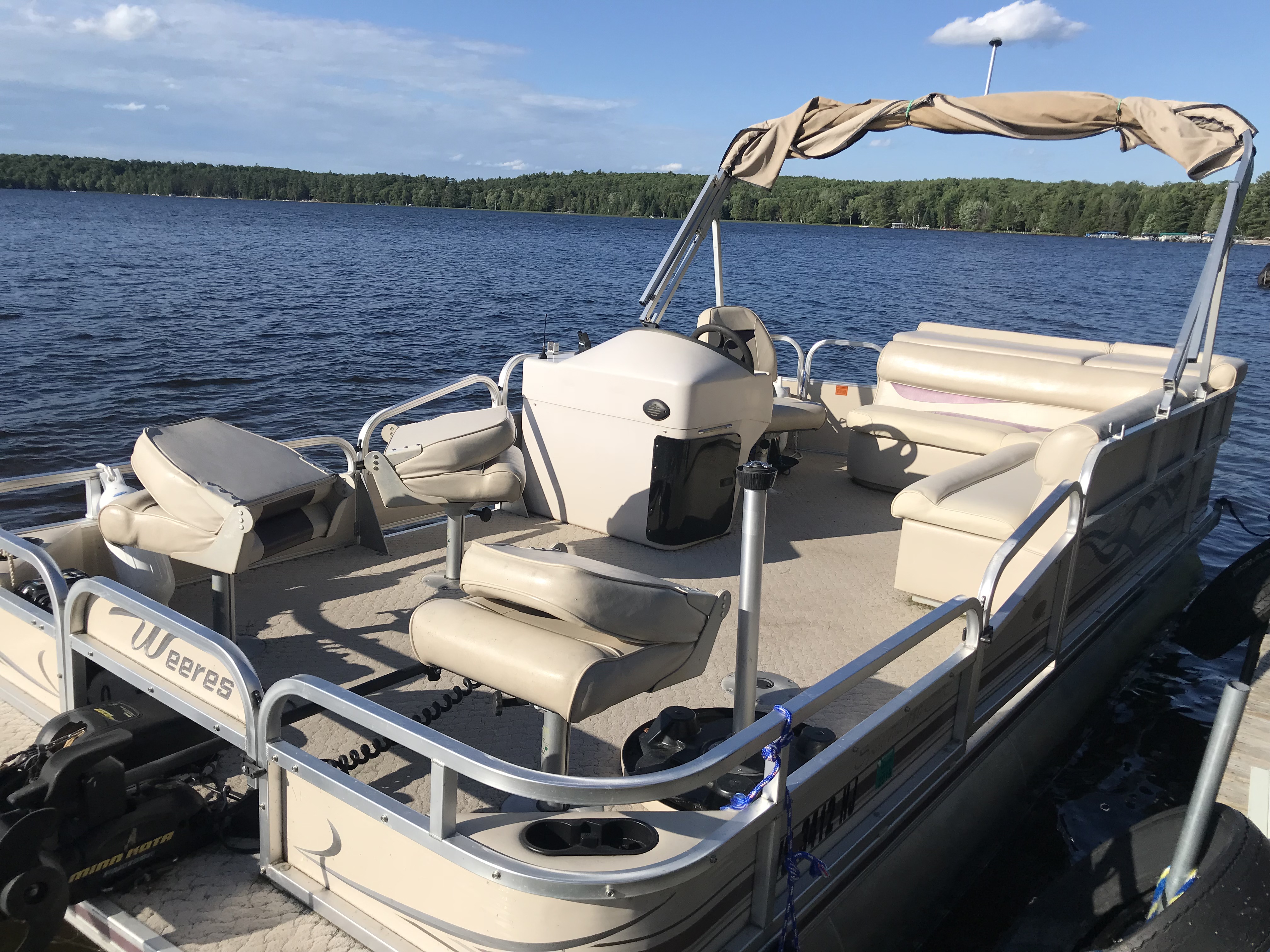 Pontoon Rental on Big St. Only