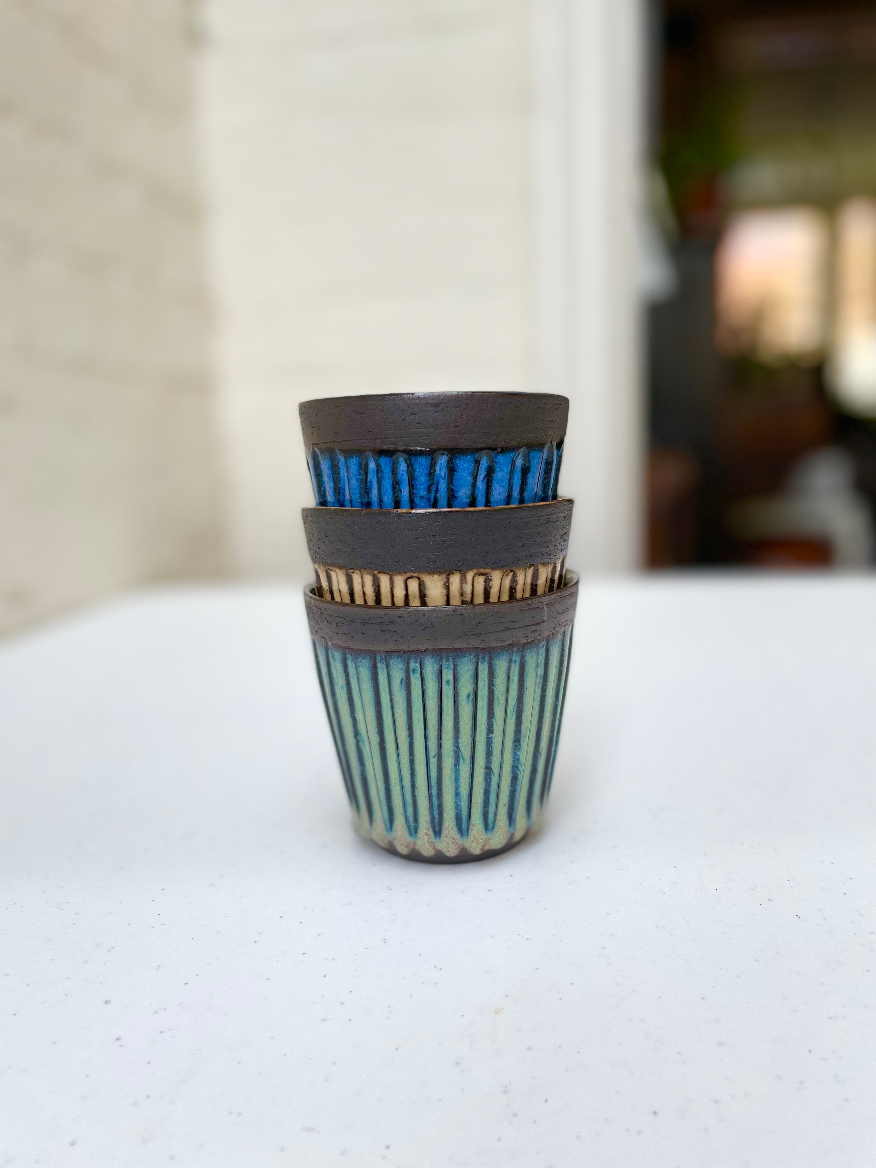 Colourful tumbler set