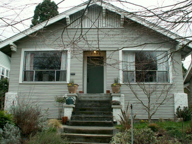 View Ridge Entry Before