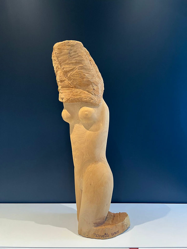 Sculpture sur bois, buste de femme