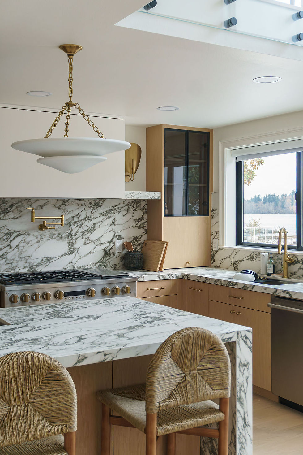 2-kitchen.jpg