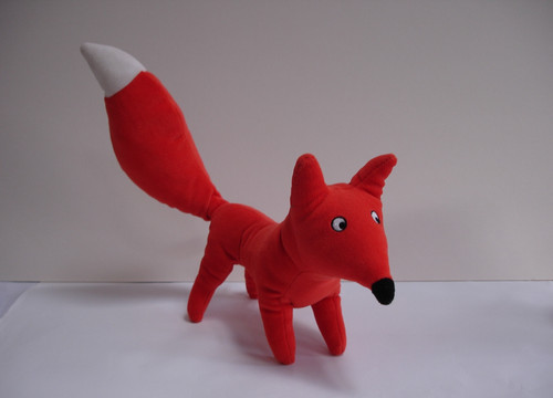 Pablo Toy Hannahgiffardartist pablo-toy-hannahgiffardartist