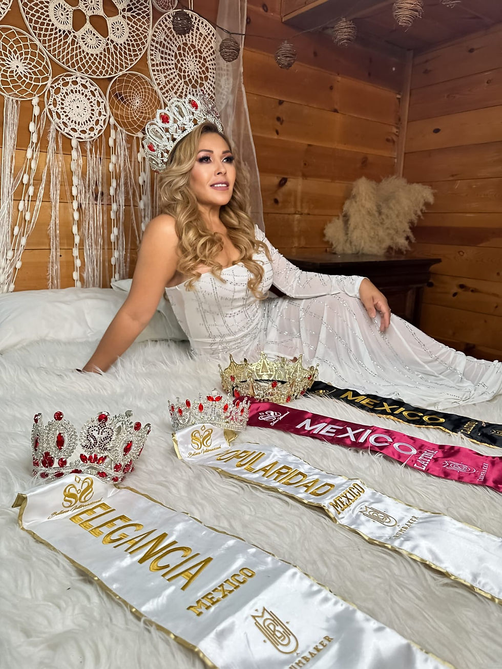 CERTAMEN DE BELLEZA