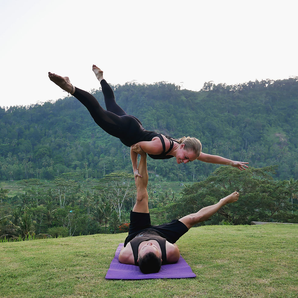 Acroyoga