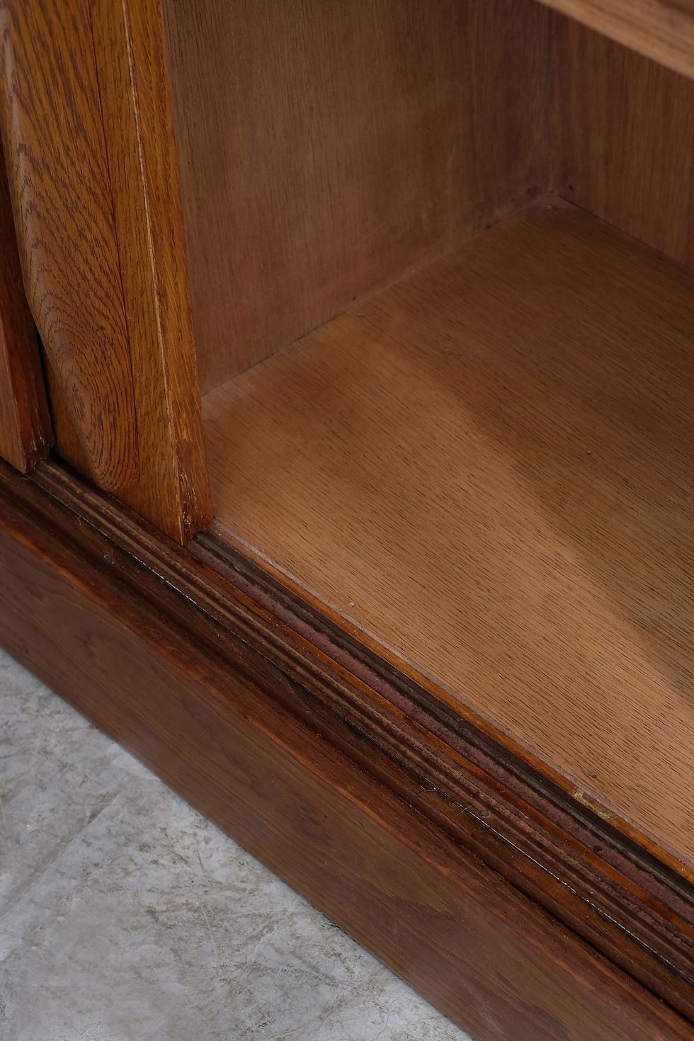 サムネイル： S-1047 Cabinet