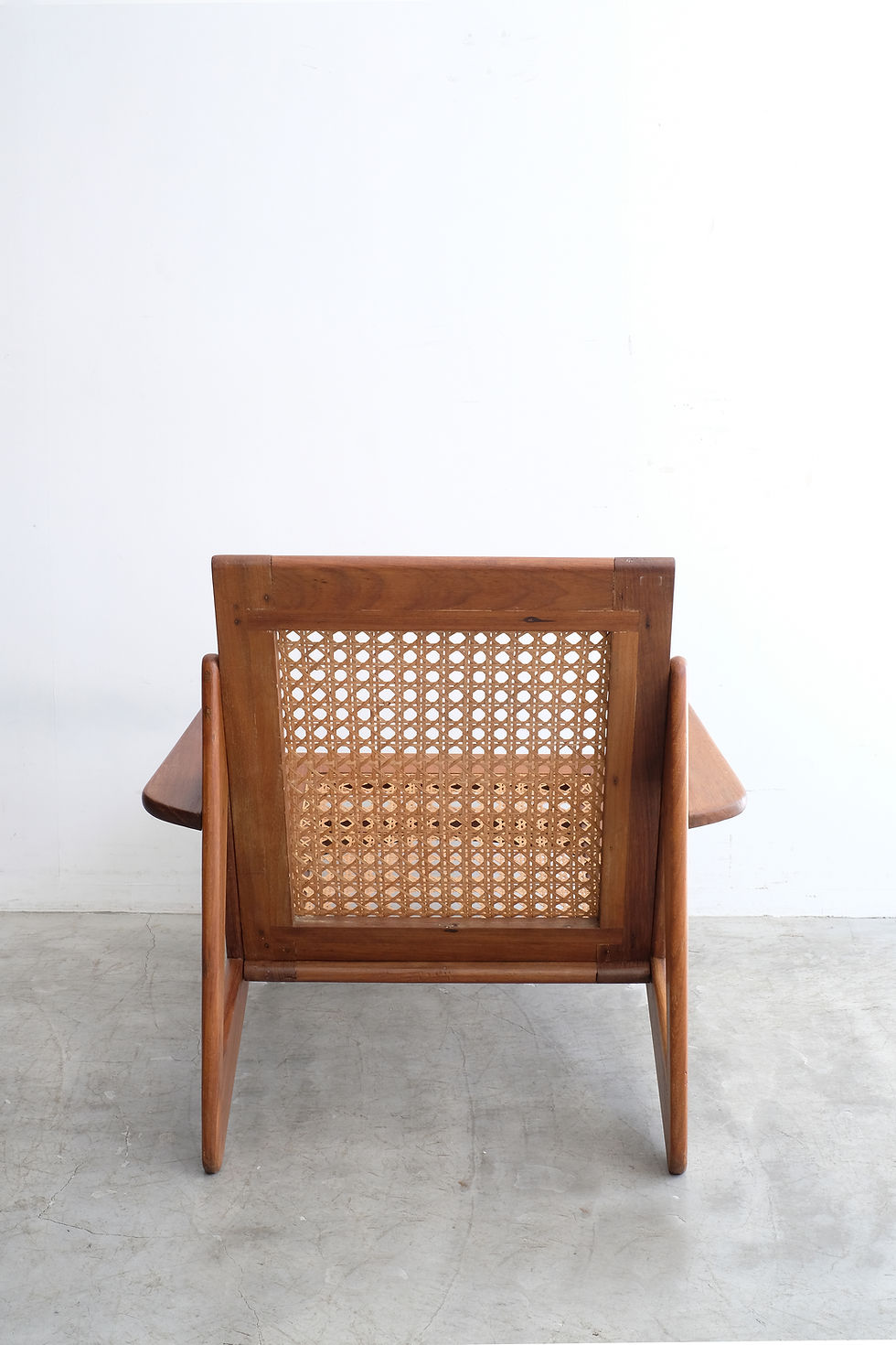 サムネイル： C-512 Arm Chair
