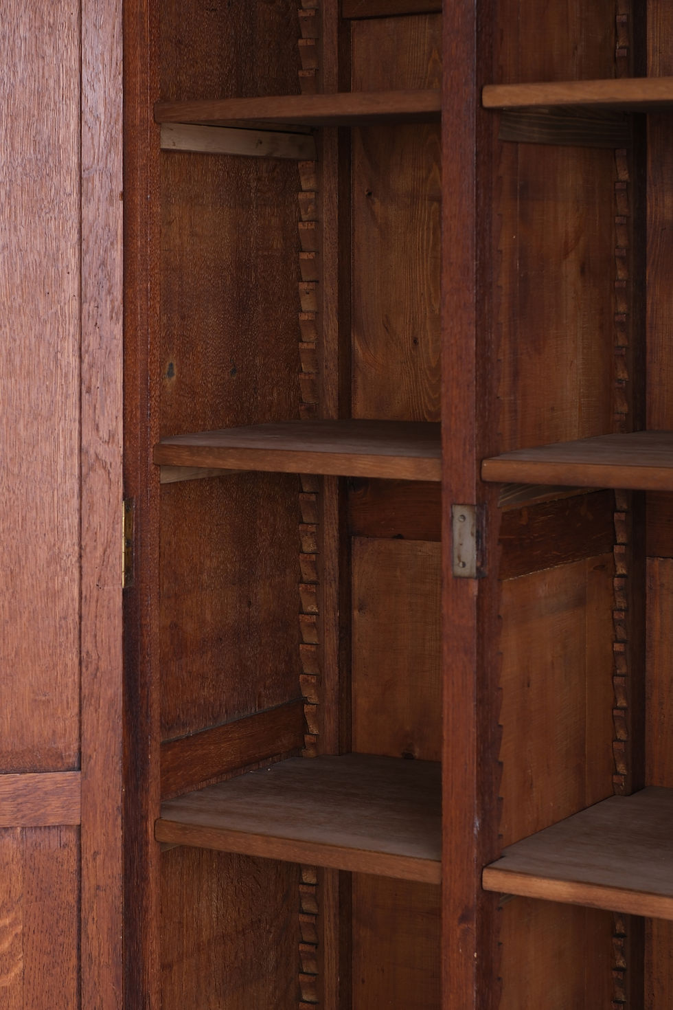 サムネイル： S-1639 Cabinet
