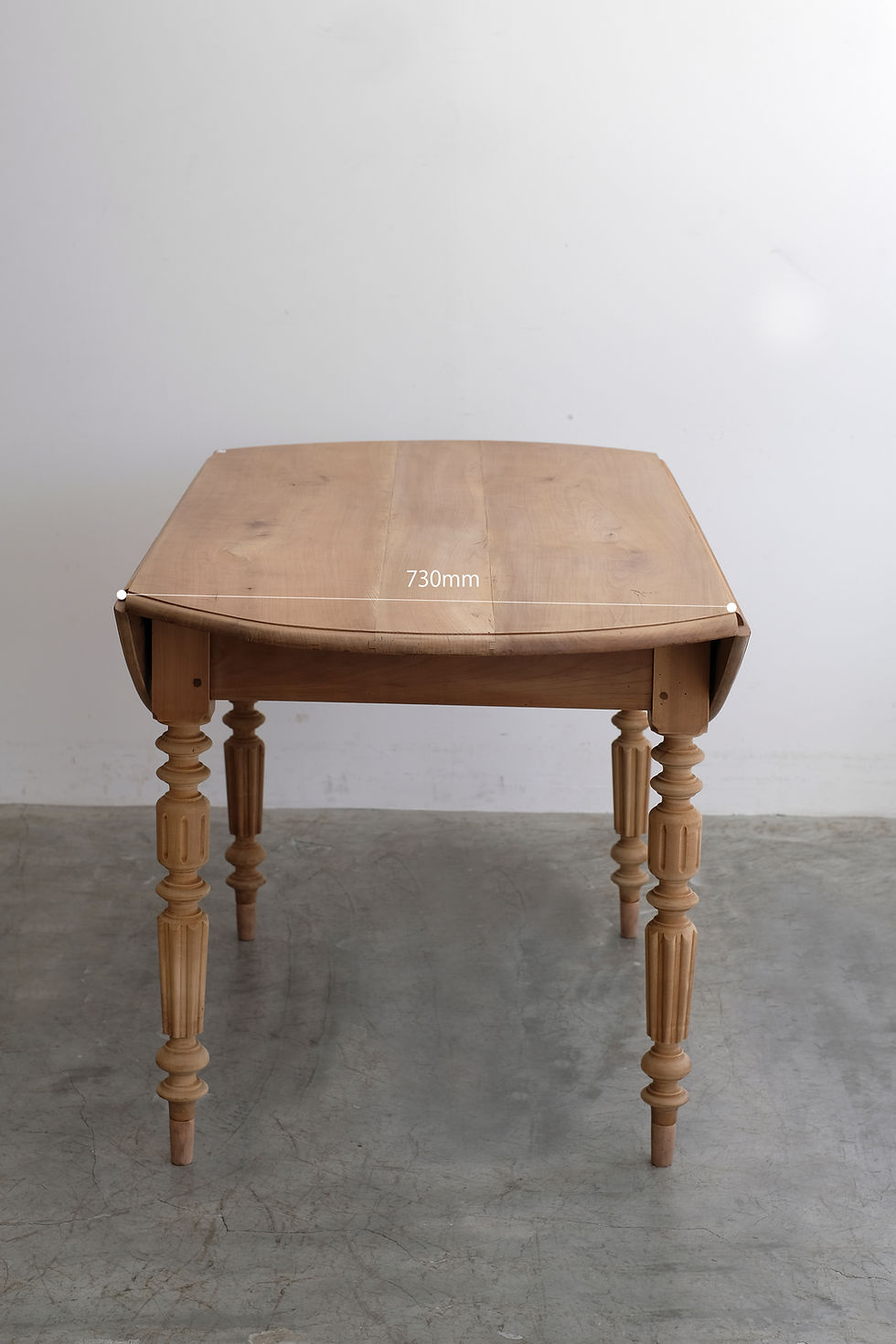 サムネイル： T-851 Table