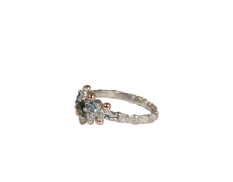 Thumbnail: FAMILY AJDA ring with green Sapphire, Atelje DR jewelry