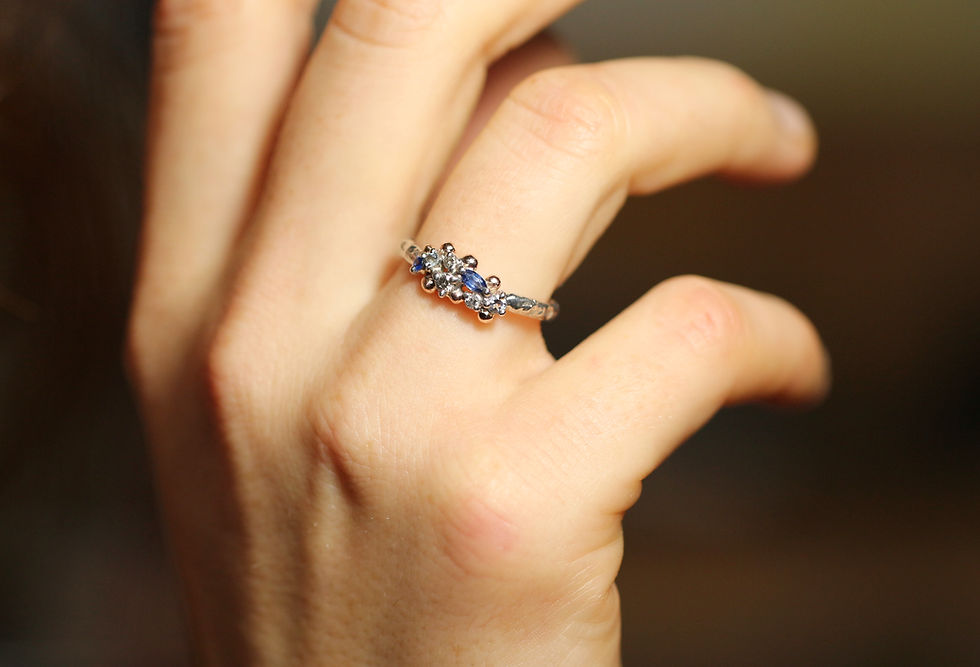 Elegant Familia AZUR ring, Atelje DR jewelry