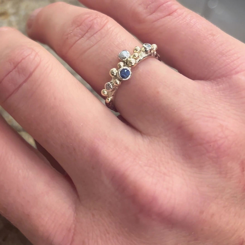 Thumbnail: Gold ring with Sapphires, Moissanites and pearl, Atelje DR jewelry