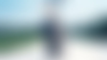 Frozen Smiles: 32 Months of Loving My Daring Mum in Stillness