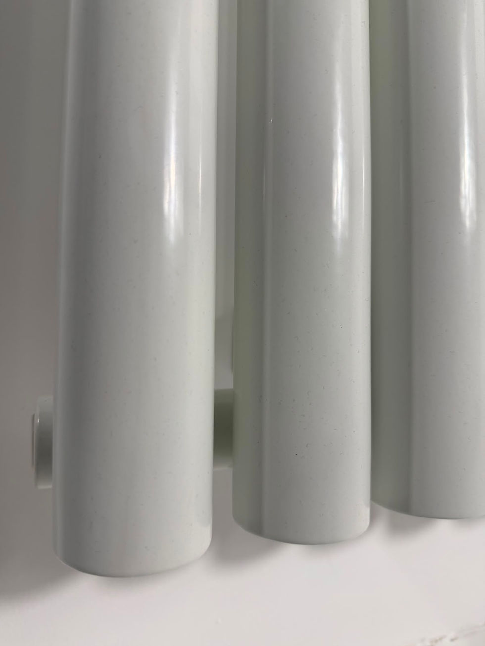 Miniatiūra: cauruļu tipa radiators balts