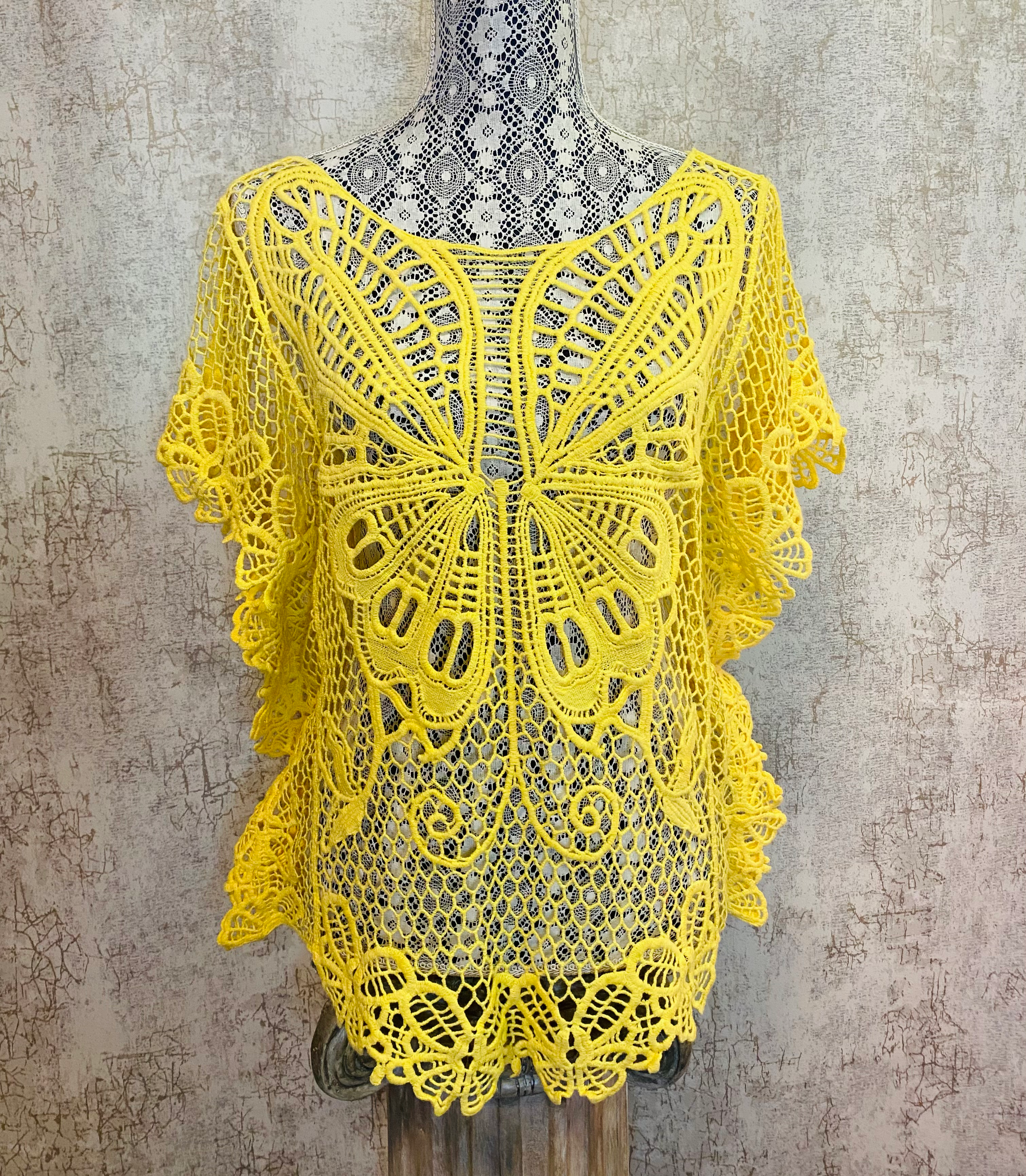 Paparazzi Crochet ButterflyTop-Yellow