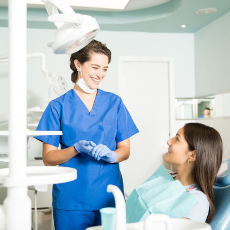 5 SEÑALES DE QUE NECESITAS UNA REVISIÓN ODONTOLÓGICA