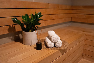 Dry Sauna - Spa Riverside.jpg