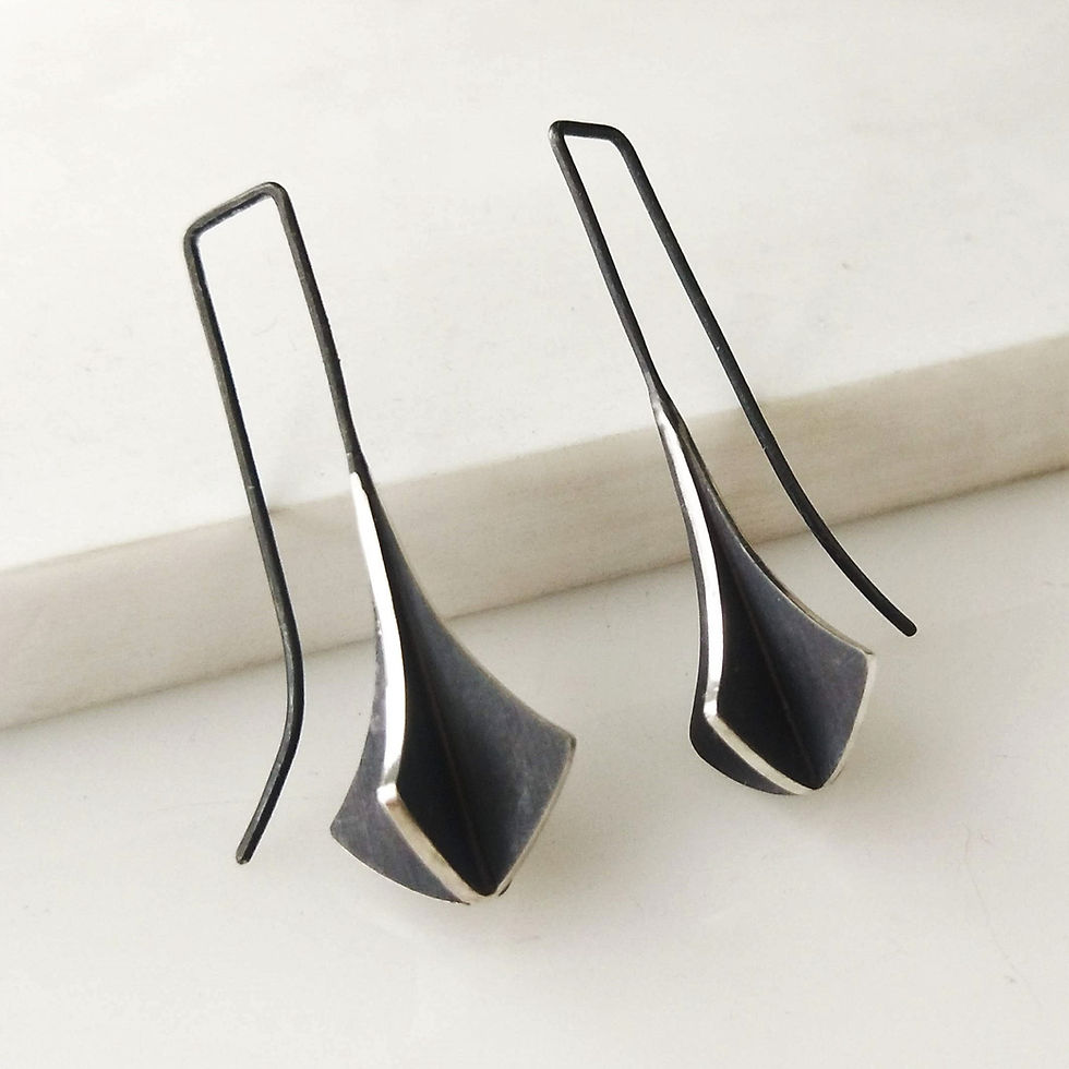 Long Arrow Form X-series Earrings