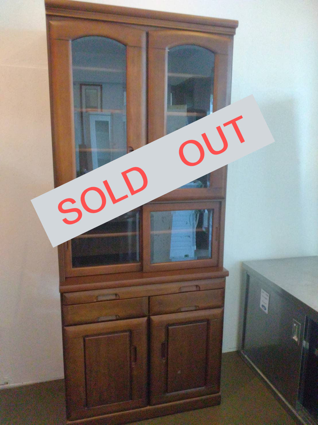 食器棚（上下取り外し可）