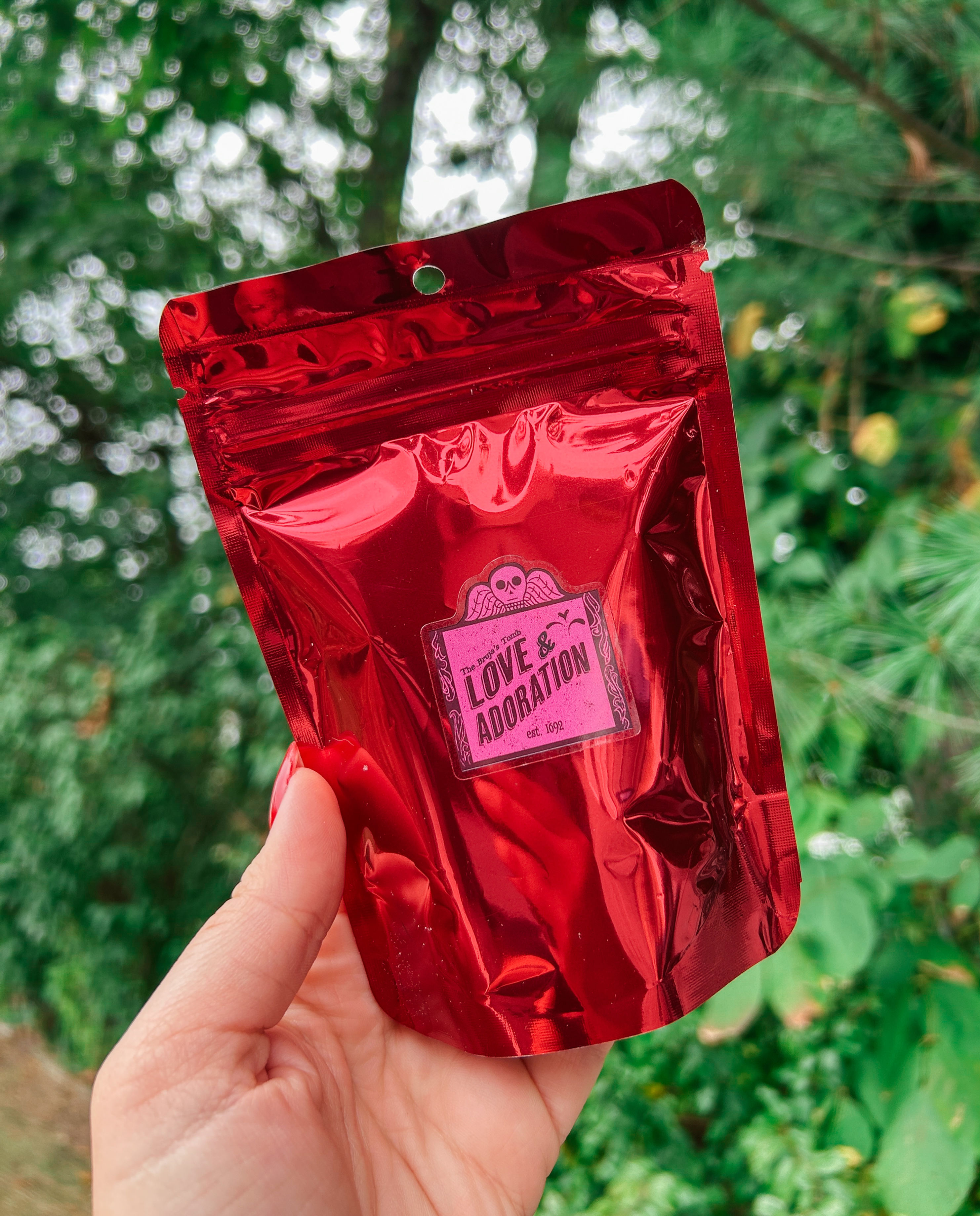 Love & Adoration Baño