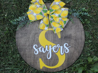 custom made signs, door signs, custom tumblers, custom shirts, custom cups, christmas cups, christmas signs, christmas shirts, handmade christmas gifts, personalized christmas gifts, custom holiday gifts