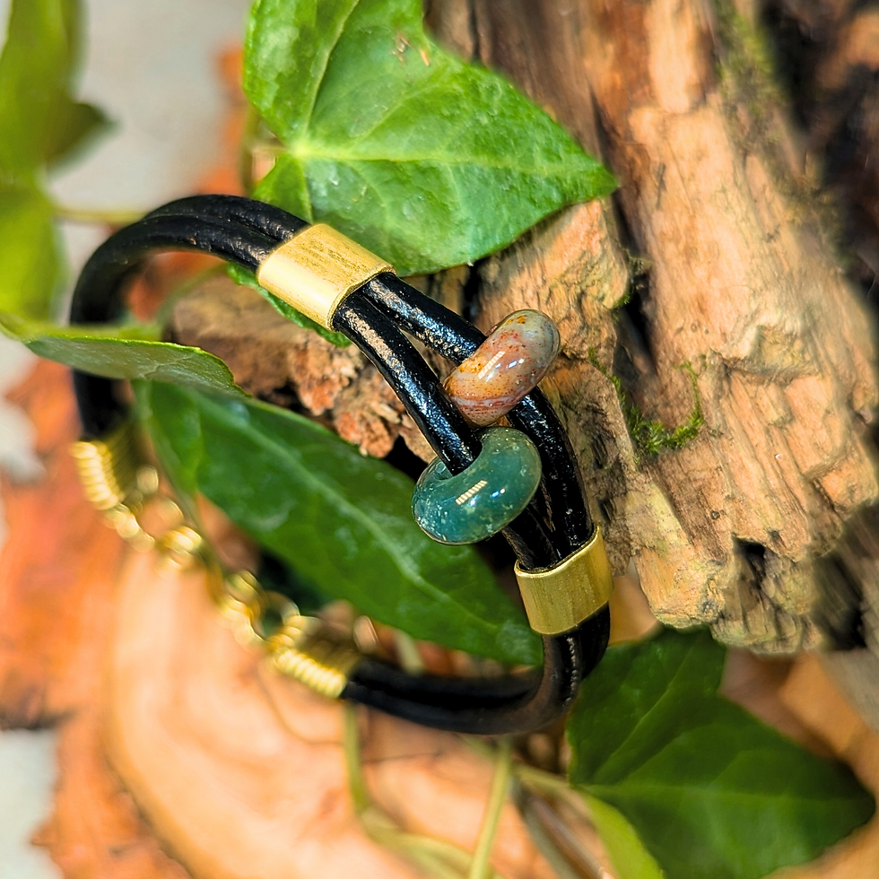 "Rionn Wood" Lederarmband mit Japanischen Jaspis Perlen