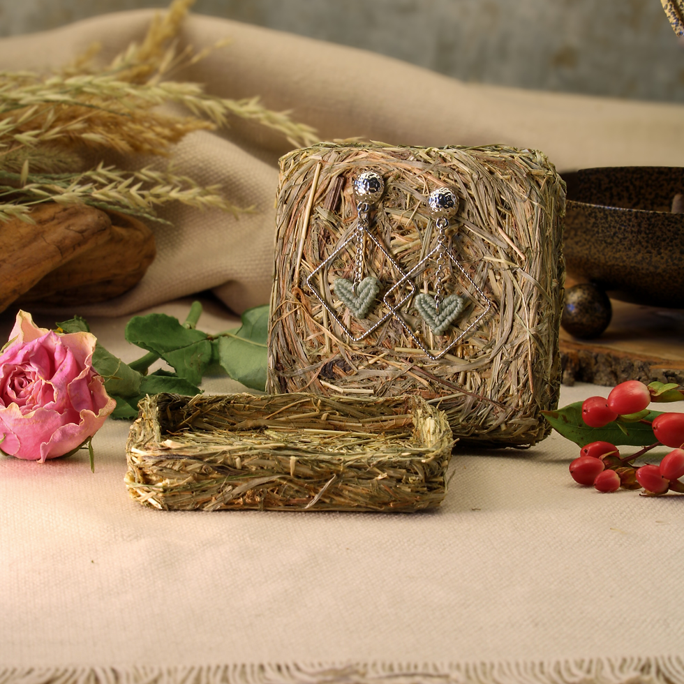 Valentinstag Makramee & Perlenschmuck mit Herz Aranya's Art (2)