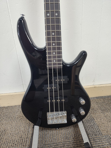 IBANEZ GIO SOUNDGEAR BASS GUITAR | Jessup's New Smyrna