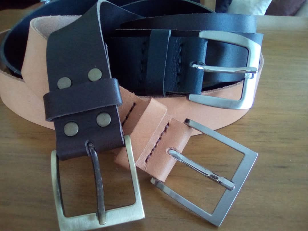 Cinto em pele - 4 cm