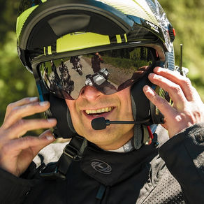 Modular vs. Full Face Helmet: Your Guide to the Differences, Benefits and More