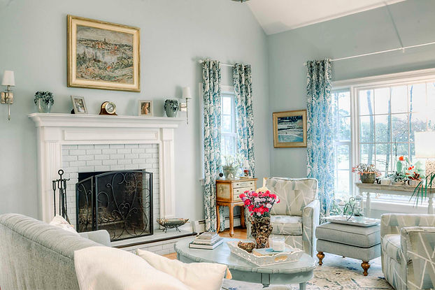 a traditional living room before packing