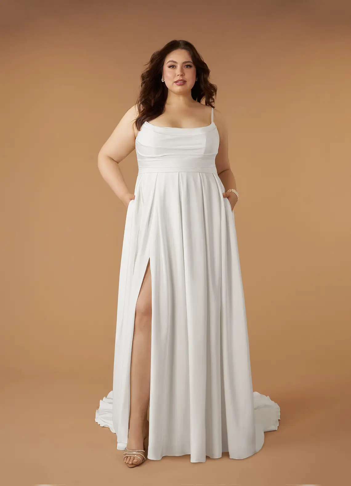 Lightweight easy wedding dress, Azazie Bridal