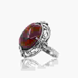 Красная яшма в серебре