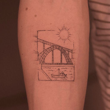 Tatuagem da paisagem de Porto em fineline