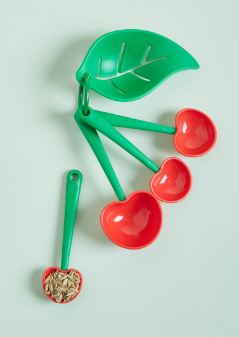 retrocherry measuring spoons