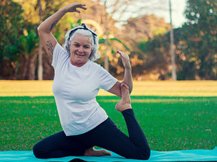 Yoga para Longevidade: Como Envelhecer com Saúde e Vitalidade