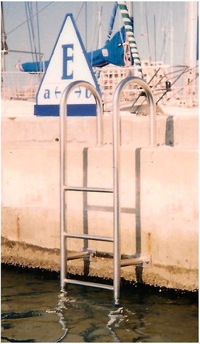 Fabricant d'échelles de quai
