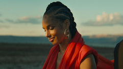 Paradis is on Earth // Hennessy