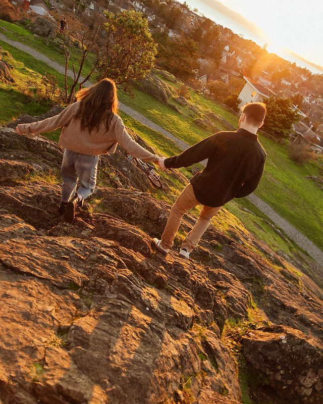 Cholena and John Victoria BC engagement session at Ross Bay Pebbles Beach and Moss Rock Park