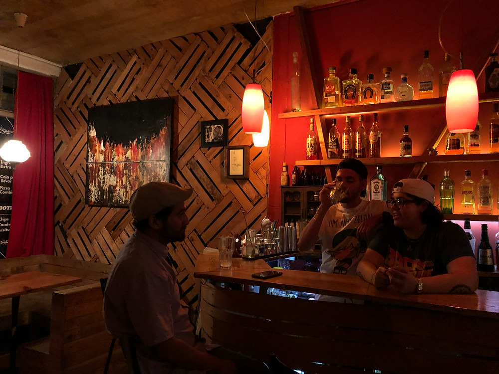 elbuen cocktail bar