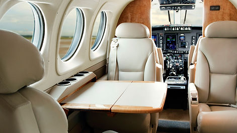 Beechcraft King Air 90 int pic_tcm61-4288.jpg